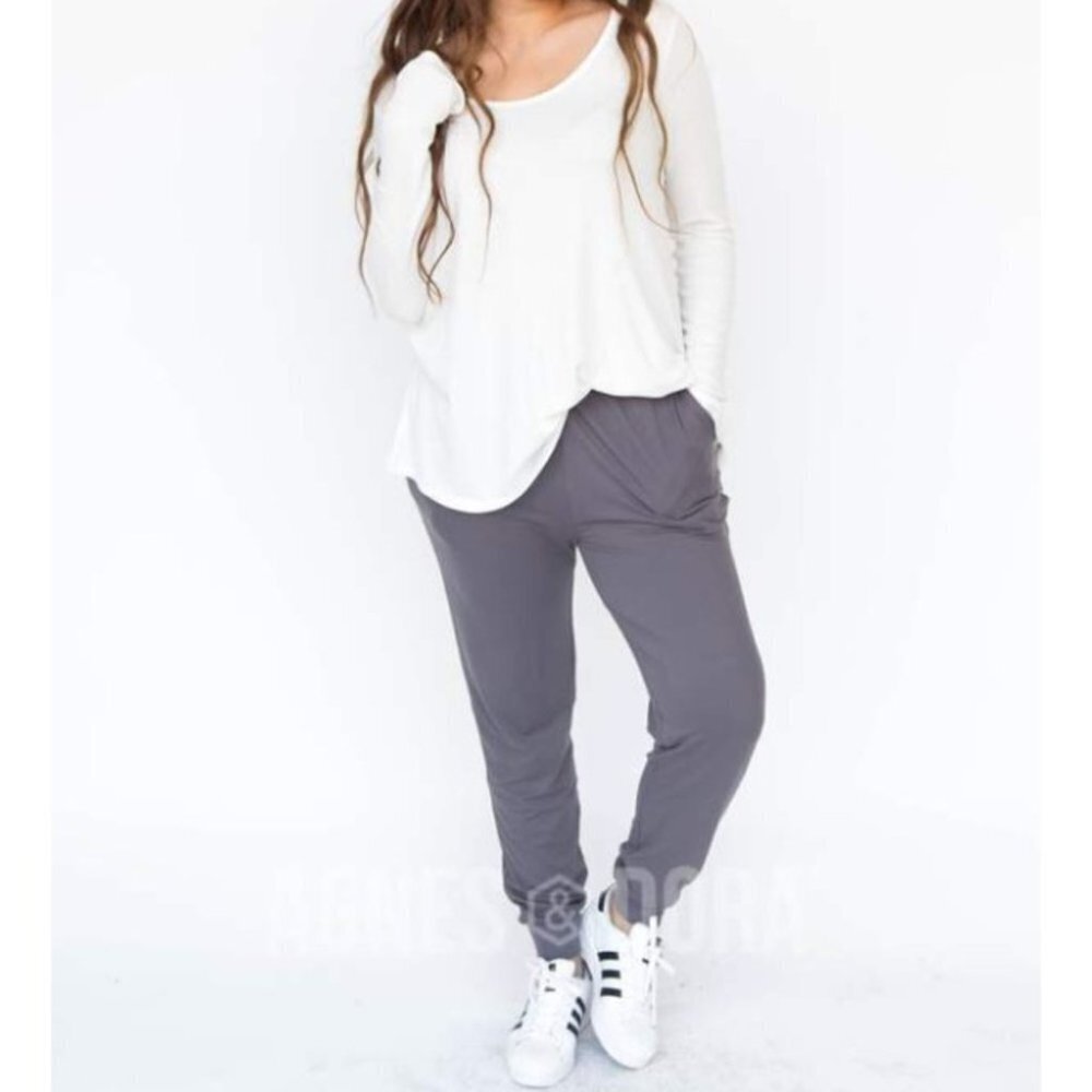 M Agnes‎ & Dora Jogger FF24 4613